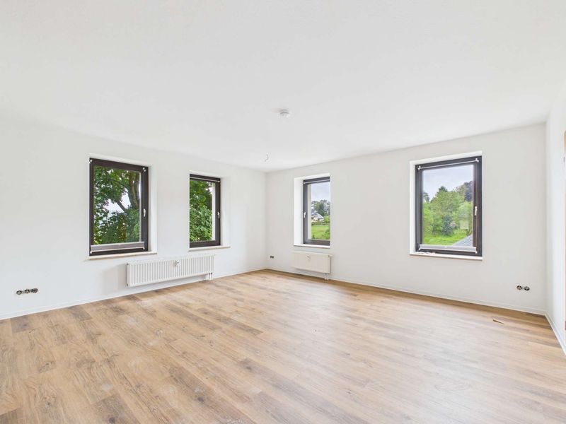 Frisch saniert! 5,5 Raum Wohnung im Zentrum von Schönheide